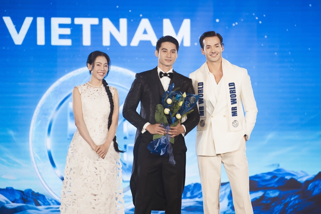 Nam vương Tuấn Ngọc tại Mr World 2024: ‘Hết mình vì màu cờ sắc áo Việt Nam’- Ảnh 1.