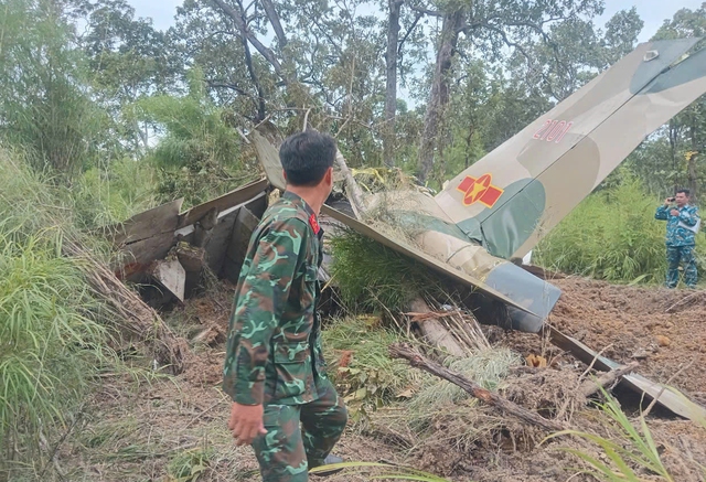 Đã tìm thấy máy bay YAK-130 rơi trong Vườn quốc gia Yók Đôn- Ảnh 1.