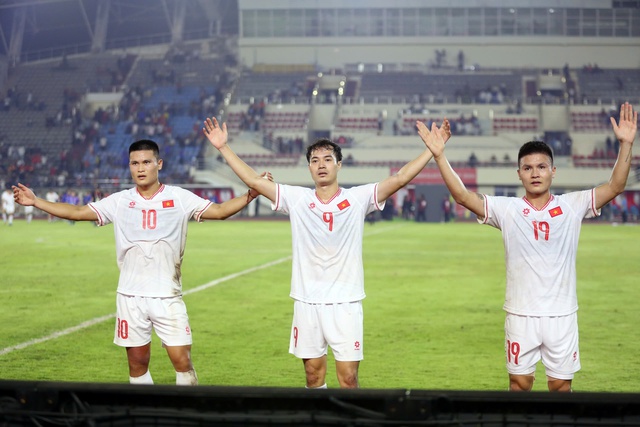 Bảng xếp hạng AFF Cup 2024 mới nhất hôm nay: Thái Lan dễ mất ngôi đầu- Ảnh 2.