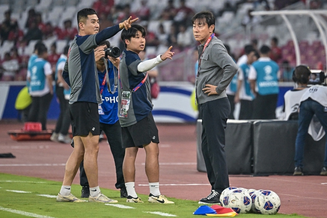 AFF Cup 2024, đội tuyển Indonesia 0-1 Philippines: Đội khách giành vé bán kết- Ảnh 1.
