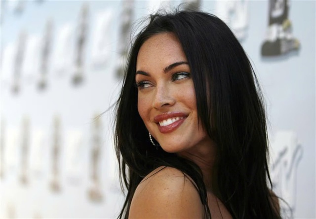 Bạn trai tin đồn lên tiếng về chuyện hẹn hò Megan Fox- Ảnh 1.