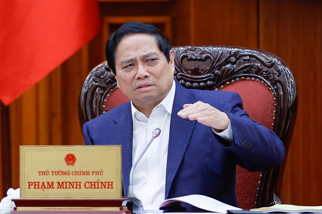Thủ tướng: Sắp xếp, tinh gọn bộ máy cần chống 'chạy chọt', xin cho- Ảnh 1.