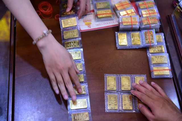 Giá vàng hôm nay 12.12.2024: Tiếp tục tăng sau báo cáo lạm phát của Mỹ- Ảnh 1. Giá vàng hôm nay 12.12.2024: Tiếp tục tăng sau báo cáo lạm phát của Mỹ- Ảnh 1.