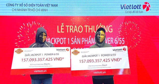 Anh H. và anh H.L. cùng nhận giải Jackpot 1 với tổng giá trị giải thưởng hơn 314 tỉ đồng