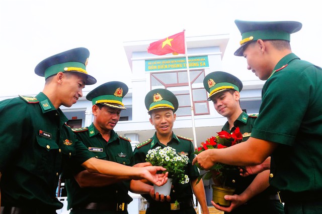 80 năm thành lập Quân đội nhân dân Việt Nam (22.12.1944 - 22.12.2024): Biên phòng biển - Ảnh 20.