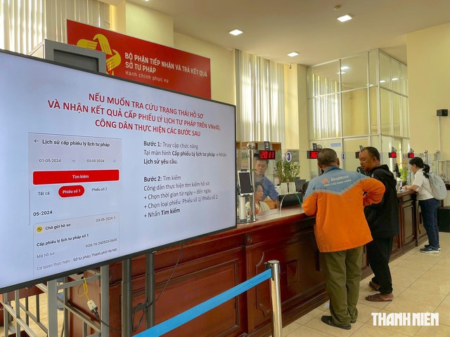 Lộ đường dây 'phù phép', chạy lý lịch tư pháp 'siêu tốc' - Ảnh 1.