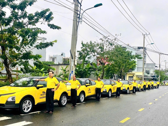 Hãng taxi truyền thống đầu tiên ở Đà Nẵng dùng xe điện Vinfast VF5 Plus- Ảnh 1.