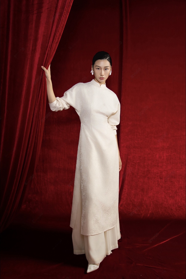 Innovative ao dai, a new perspective on a modern, successful woman - Photo 8.