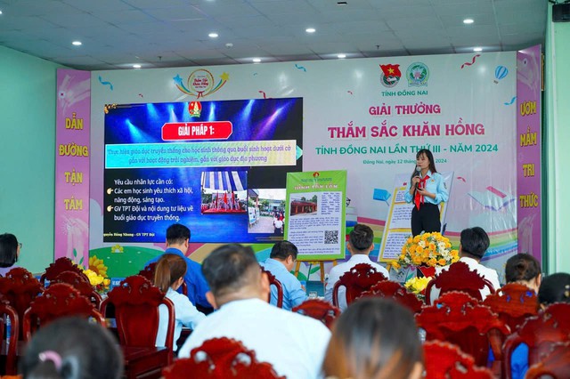 Giải thưởng "Thắm sắc khăn hồng" lần thứ III được phát động từ tháng 8.2024. Sau hơn 2 tháng phát động, Ban Tổ chức đã nhận được 29 sáng kiến, mô hình của cán bộ Đội các cấp gửi về