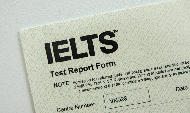 Nhiều trường hợp đề IELTS bị rò rỉ trước khi thi, sẵn luôn cả đáp án?- Ảnh 1.