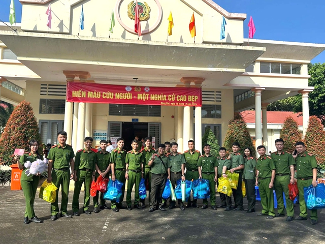 Thanh niên Đồng Nai ‘nô nức’ hiến máu tình nguyện- Ảnh 3.