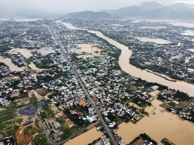 TP.Nha Trang và đèo Khánh Lê lại có nguy cơ ngập lụt, sạt lở- Ảnh 1.