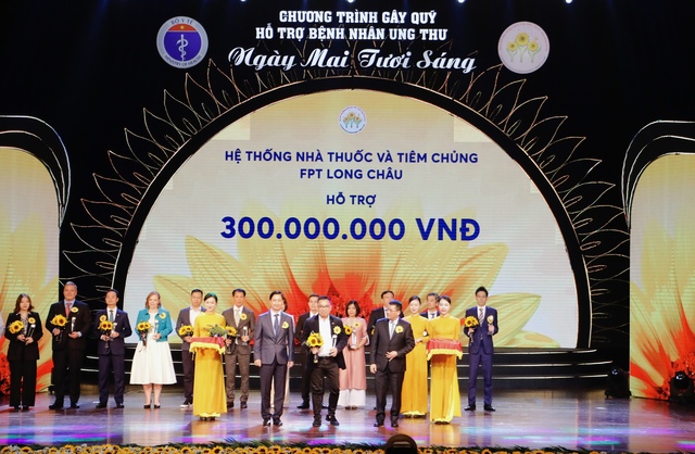 Lan tỏa yêu thương, viết tiếp hy vọng cho bệnh nhân ung thư hoàn cảnh khó khăn- Ảnh 2.