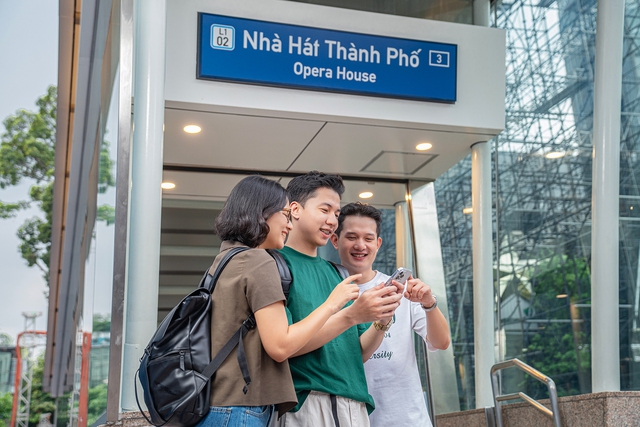 Đi Grab miễn phí tới metro số 1 trong ngày khai trương- Ảnh 1.