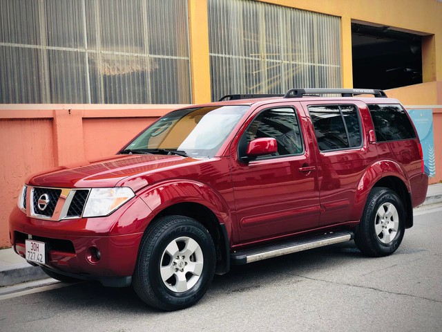 SUV hàng hiếm Nissan Pathfinder rao giá hơn 300 triệu đồng- Ảnh 1.