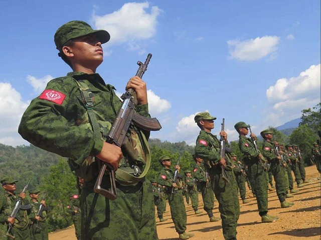 Nhóm vũ trang đối lập tuyên bố kiểm soát một sở chỉ huy quân sự tại Myanmar- Ảnh 1.