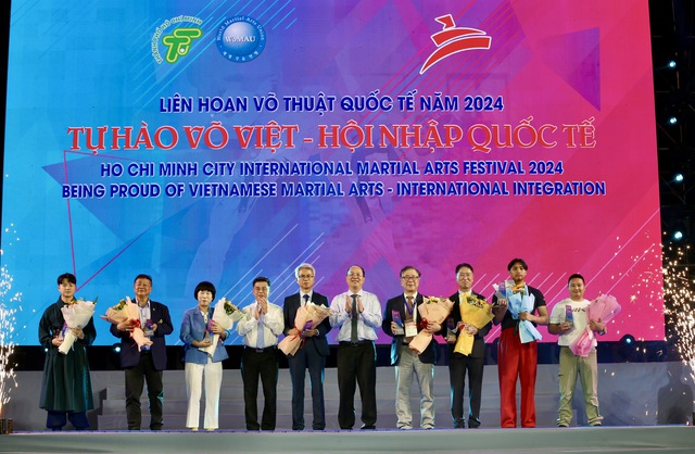 Ấn tượng khai mạc liên hoan võ thuật quốc tế TP.HCM 2024- Ảnh 4.