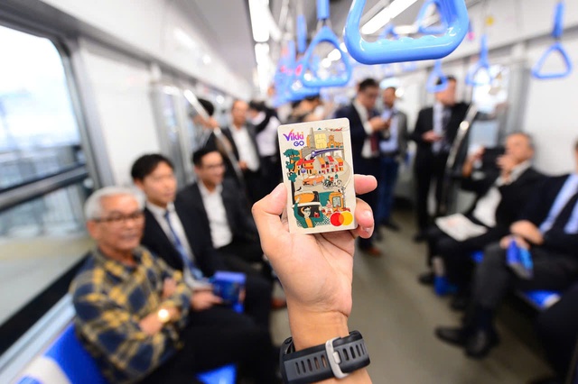 30.000 thẻ Master Card không định danh VikkiGO miễn phí đi metro tại TP.HCM- Ảnh 1.