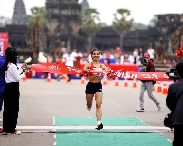 Điền kinh Việt Nam thắng lớn ở giải Viettel Marathon 2024 chặng Angkor Wat- Ảnh 1.