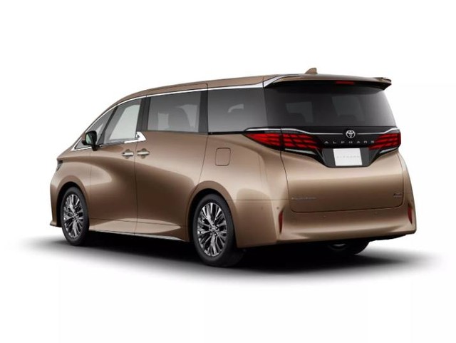 Toyota Alphard 2025 có thêm bản hybrid cắm sạc- Ảnh 2.