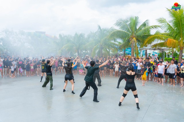 Sân khấu nhạc nước Sơn Tiên Amazing Water Show