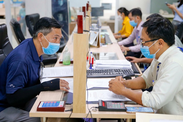 Bí thư Nguyễn Văn Nên: Không sáp nhập phường, xã theo địa giới cũ - Ảnh 2.
