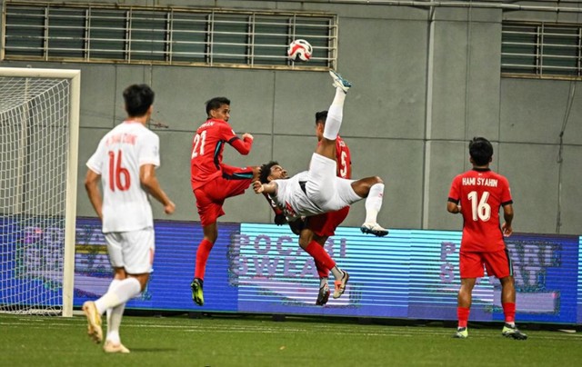 Chuyên gia bóng đá Singapore: ‘Thử thách đánh bại Việt Nam khó như leo lên đỉnh Fansipan’- Ảnh 1.