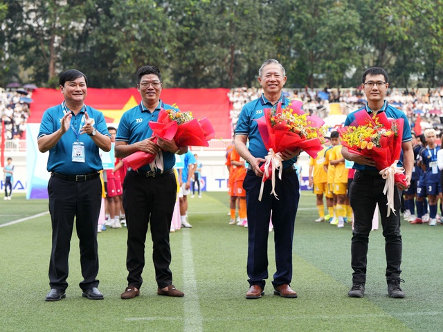 Khai mạc giải bóng đá Thanh Niên sinh viên VN lần III - 2025 cúp THACO- Ảnh 4.