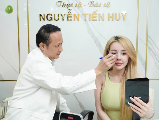 DJ Ngân 98 và hành trình 10 lần nâng mũi gặp biến chứng