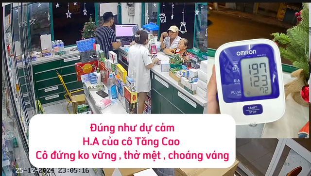 Nữ dược sĩ chăm sóc khách tận tình khi hỏi mua thuốc huyết áp lúc nửa đêm  - Ảnh 1.