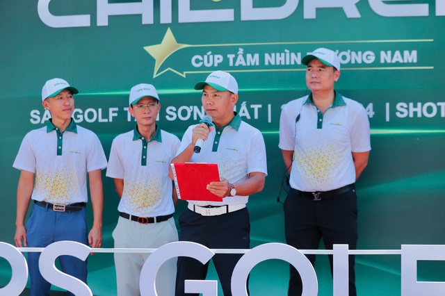 Giải golf Swing For Children 2024: Trao yêu thương đến học sinh nghèo vượt khó- Ảnh 1.