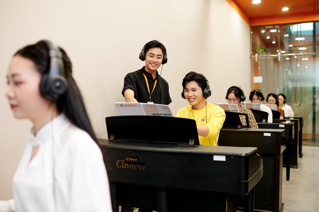 Học piano giúp nhân viên văn phòng làm chủ sự tập trung, tăng hiệu suất công việc