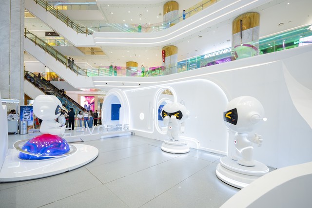 Khám phá triển lãm đa giác quan về robot Beso tại Thiso Mall Sala- Ảnh 4.