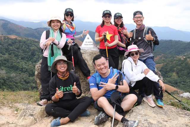 Trekking Tà Năng - Phan Dũng tuyệt đẹp Việt Nam, nhớ rapper Đen Vâu để bao dung- Ảnh 9.