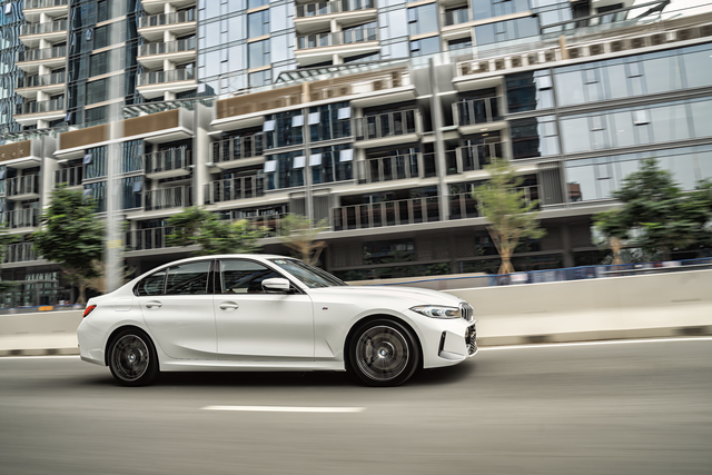 Khởi động mùa Giáng sinh với ưu đãi lên đến hơn 300 triệu đồng từ BMW- Ảnh 2.