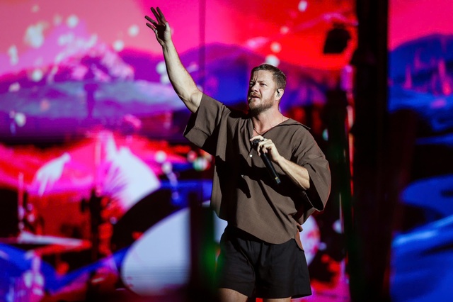 Imagine Dragons mang loạt hit tỉ view bùng cháy cùng hàng chục nghìn fan Việt- Ảnh 4.