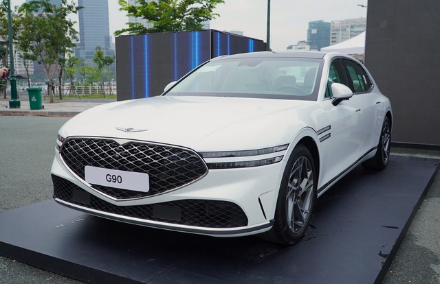 Hyundai mang loạt xe sang Genesis 'chào' khách Việt- Ảnh 3.