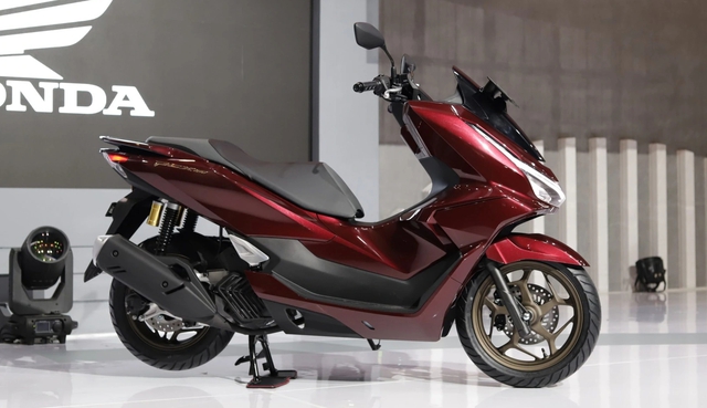 Honda lý giải việc PCX 160 không được cải tiến động cơ để cạnh tranh Yamaha Nmax- Ảnh 3.