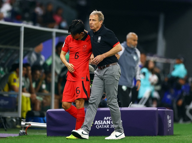 HLV Jurgen Klinsmann bị chỉ trích nặng nề ngay trước màn đại chiến với đội tuyển Úc- Ảnh 4.