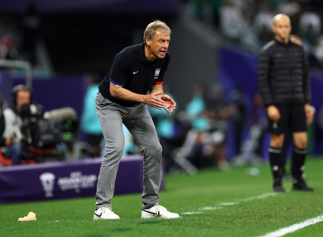 HLV Jurgen Klinsmann bị chỉ trích nặng nề ngay trước màn đại chiến với đội tuyển Úc- Ảnh 2.