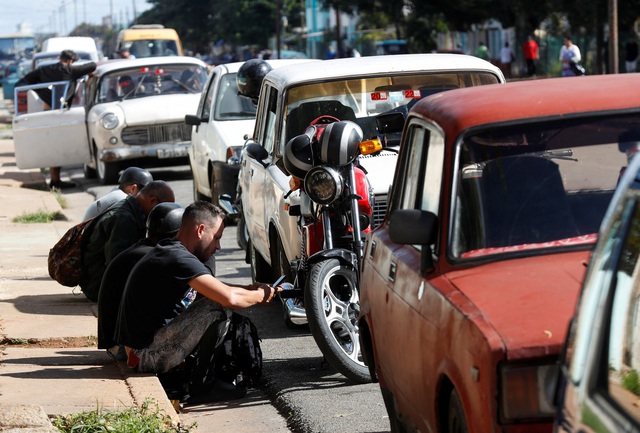Cuba hoãn tăng giá nhiên liệu 500% do sự cố 'an ninh mạng' - Ảnh 1.