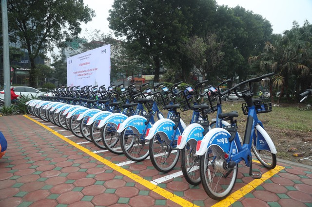 Hà Nội có đường ưu tiên cho xe đạp dọc sông Tô Lịch- Ảnh 2.