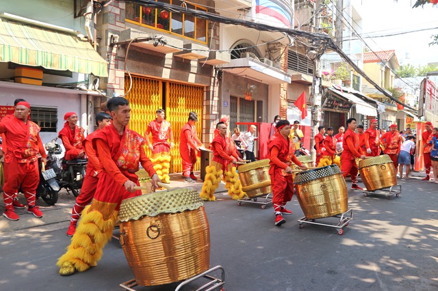 Mãn nhãn màn trình diễn đoàn Lân Sư rồng 90 tuổi trong dịp đầu năm mới- Ảnh 6.