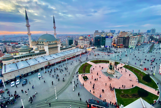 Dạo quanh những địa điểm độc đáo tại du lịch Istanbul: Trái tim của Thổ Nhĩ Kỳ- Ảnh 5.