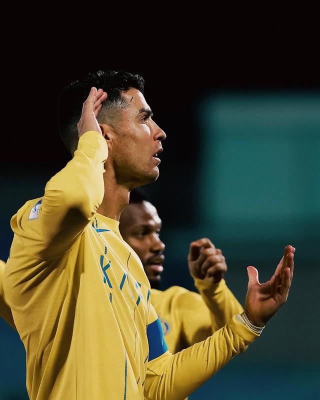 Ronaldo gây sốt với pha ăn mừng mới khi giúp Al Nassr thắng ở AFC Champions League- Ảnh 1.