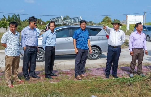 Cà Mau: Sụt lún nghiêm trọng trên địa bàn H.Trần Văn Thời- Ảnh 1.