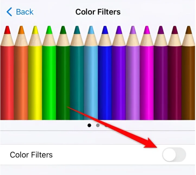 Nút gạt bật chế độ lọc màu để thay đổi hiển thị trên iPhone