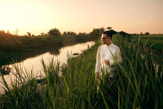 Nhiếp ảnh gia thời trang diện áo dài du xuân trên quê hương An Giang- Ảnh 6.