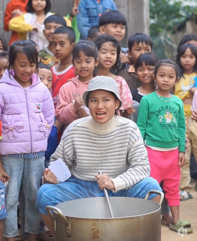 TikToker An Đen từng có 9 năm thanh xuân như 'mộng du' giữa TP.HCM- Ảnh 2.