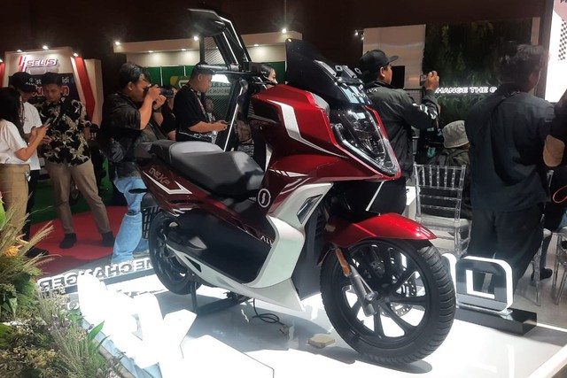ALVA One XP giá gần 61 triệu đồng, cạnh tranh xe máy điện VinFast- Ảnh 2.